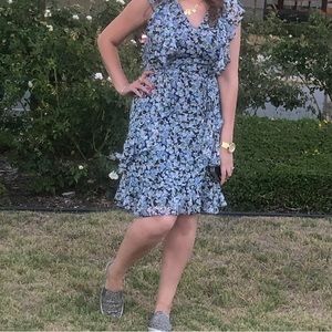 Tommy Hilfiger
Ruffled Chiffon Fit & Flare Dress size 4